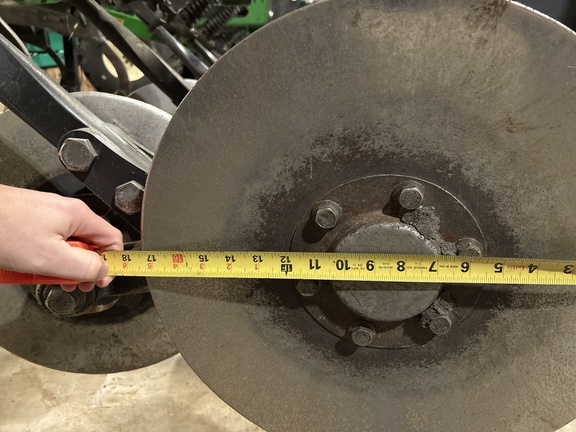 2022 John Deere 2730 Disk Ripper