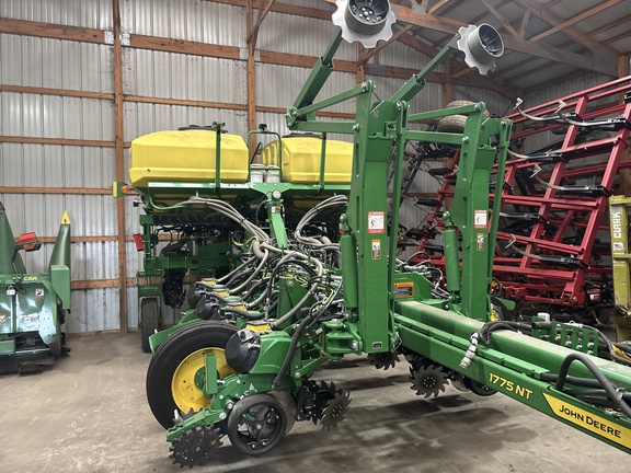 2024 John Deere 1775NT Planter