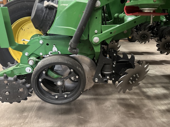 2024 John Deere 1775NT Planter