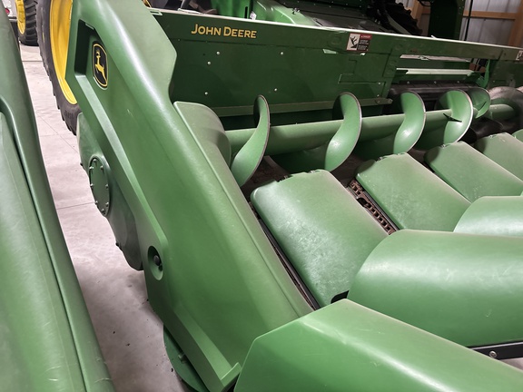 2025 John Deere CR 8 Header Corn Head