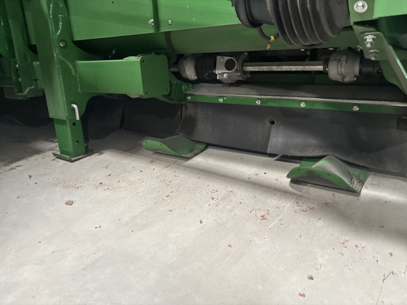 2025 John Deere CR 8 Header Corn Head