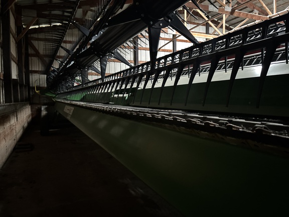 2025 John Deere RDF 35 Header Combine