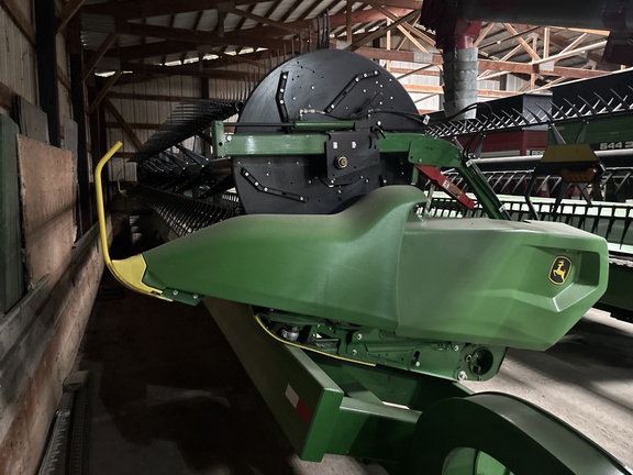2025 John Deere RDF 35 Header Combine