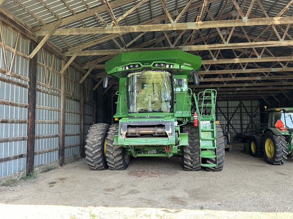 2024 John Deere S780 Combine