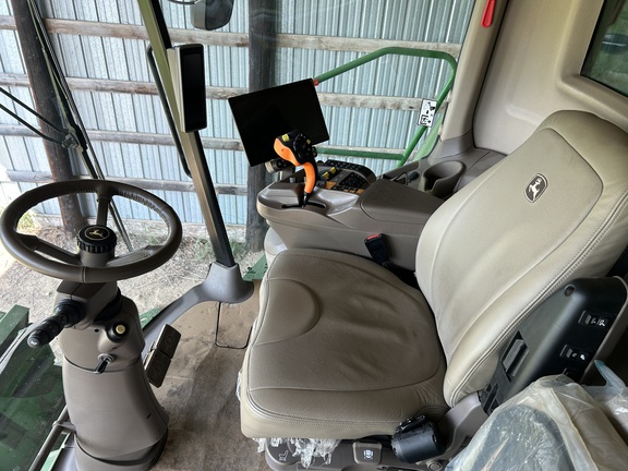 2024 John Deere S780 Combine