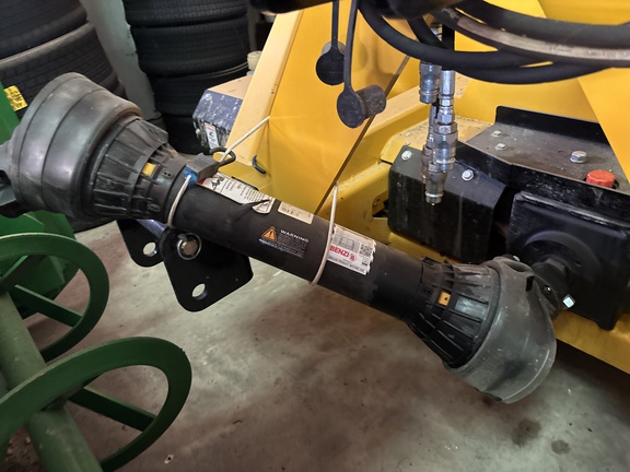 2023 Misc HDS8205 Snow Blower