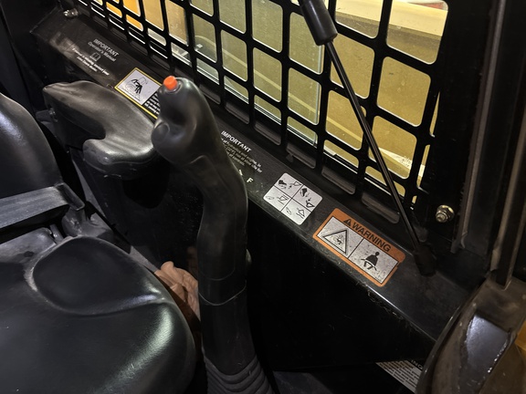 2008 John Deere 328 Skid Steer Loader