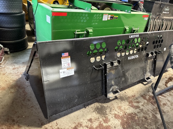 2008 John Deere 328 Skid Steer Loader