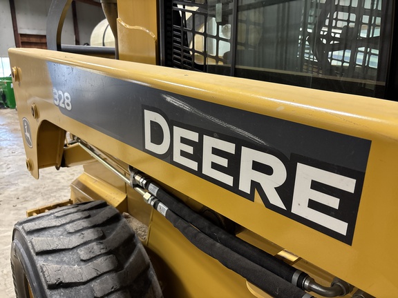 2008 John Deere 328 Skid Steer Loader