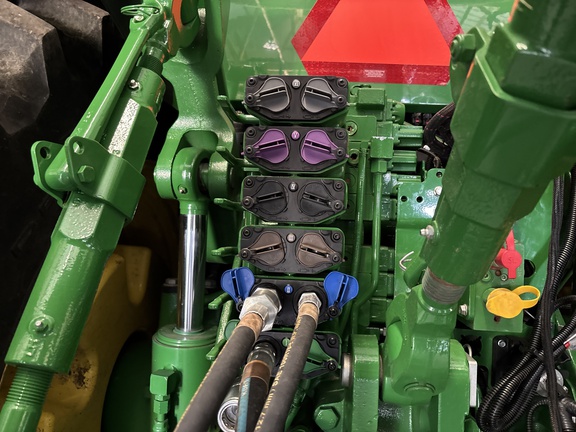 2023 John Deere 8R 410 Tractor