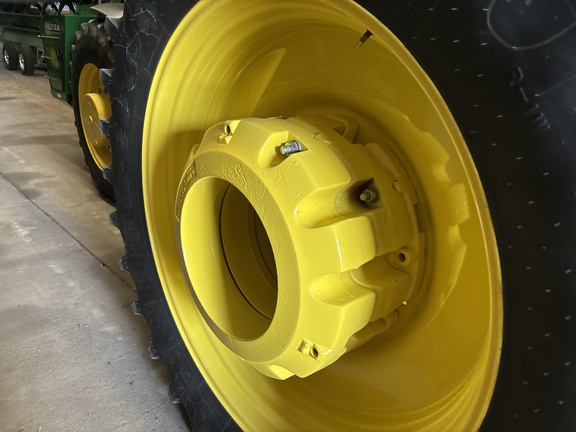 2023 John Deere 8R 410 Tractor