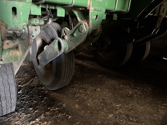 2005 John Deere 1790 Planter
