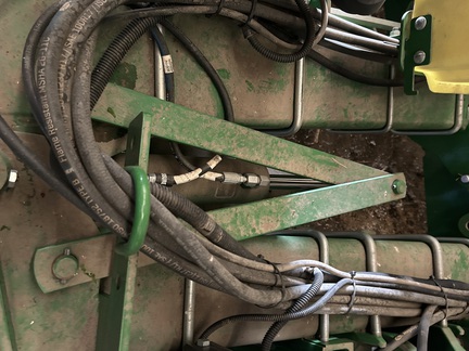 2016 John Deere 1765 Planter