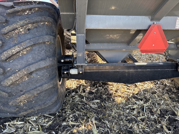 2022 Demco 1100 Grain Cart