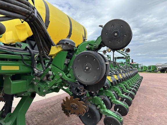 2018 John Deere DB90 Planter