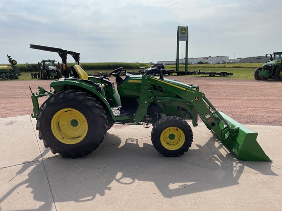 2022 John Deere 4066R Tractor Compact