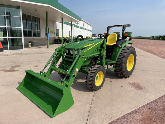 2022 John Deere 4066R Tractor Compact