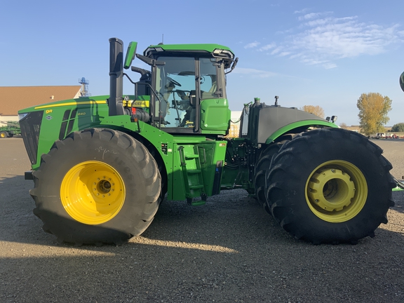 2023 John Deere 9R 640 Tractor 4WD