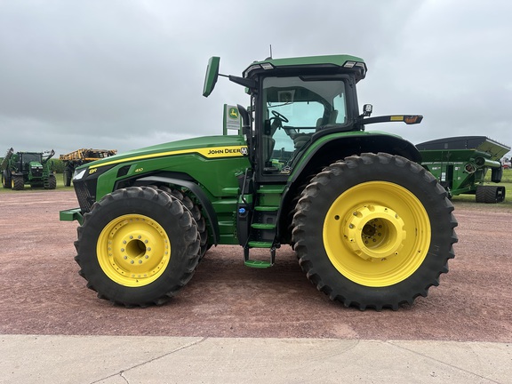2023 John Deere 8R 410 Tractor