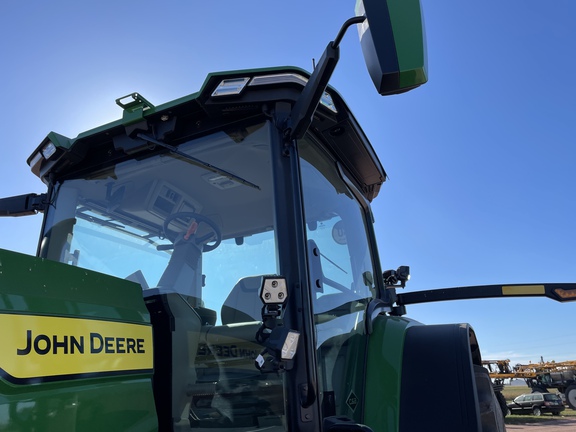 2023 John Deere 8R 370 Tractor