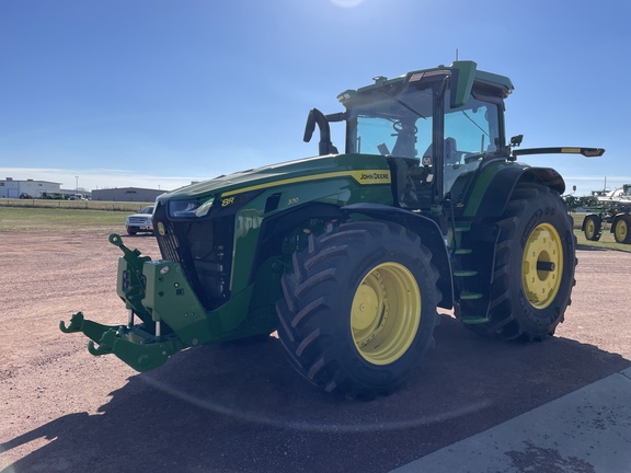 2023 John Deere 8R 370 Tractor