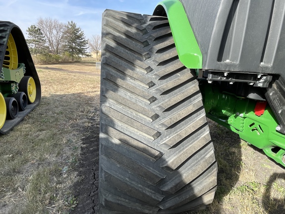 2023 John Deere 9RX 640 Tractor Rubber Track