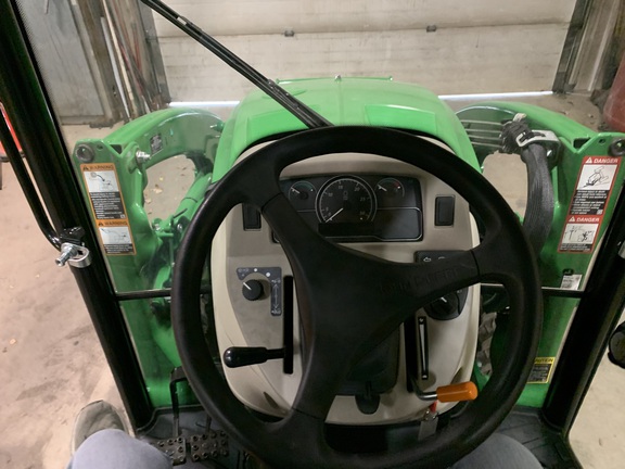 2023 John Deere 3033R Tractor Compact