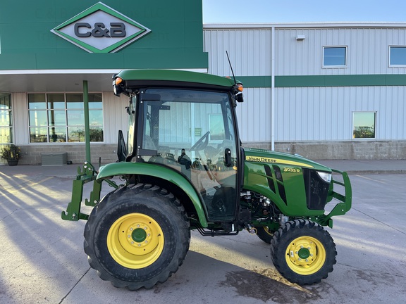 2023 John Deere 3033R Tractor Compact