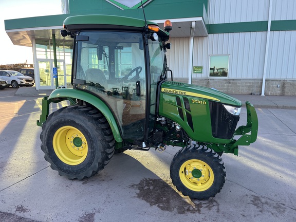 2023 John Deere 3033R Tractor Compact