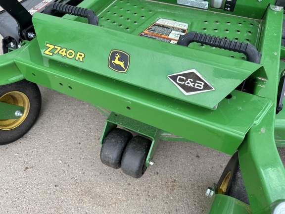 2023 John Deere Z740R Mower/Zero Turn