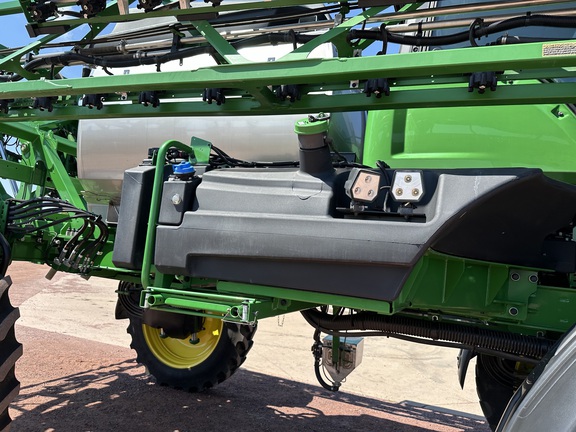 2024 John Deere 412R Sprayer/High Clearance