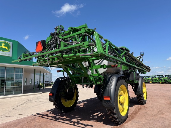 2024 John Deere 412R Sprayer/High Clearance