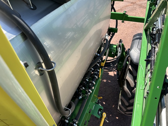 2024 John Deere 412R Sprayer/High Clearance