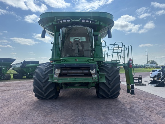 2021 John Deere S790 Combine