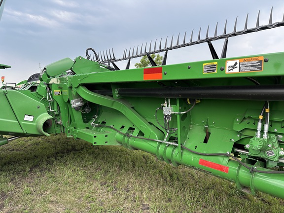 2018 John Deere 645FD Header Combine