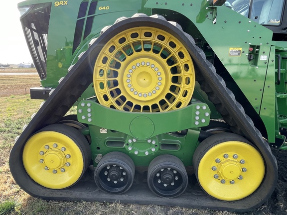 2023 John Deere 9RX 640 Tractor Rubber Track