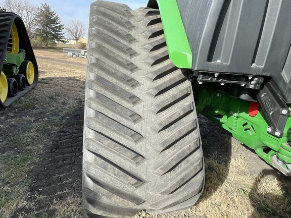 2023 John Deere 9RX 640 Tractor Rubber Track