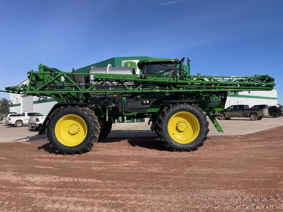 2024 John Deere 616R Sprayer/High Clearance