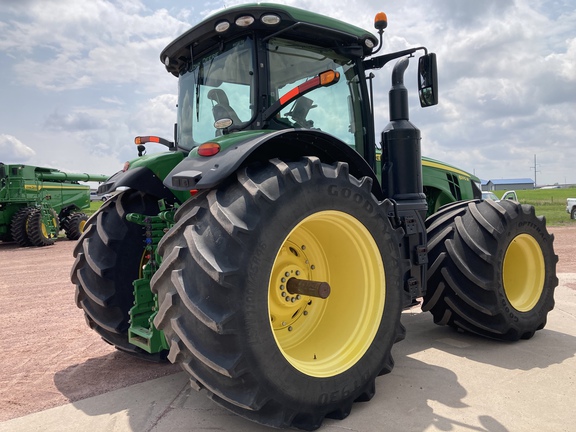 2018 John Deere 8370R Tractor