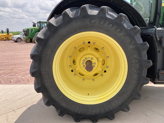 2018 John Deere 8370R Tractor