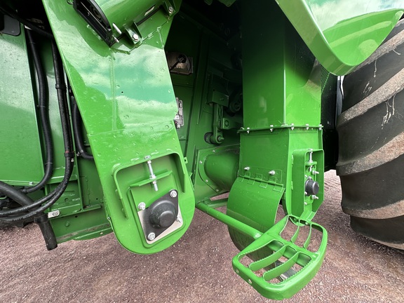 2021 John Deere S790 Combine