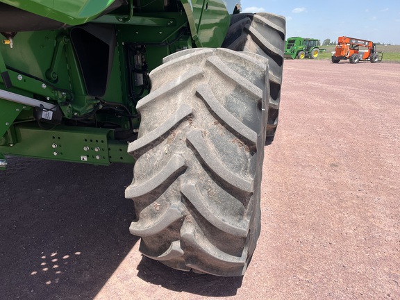 2021 John Deere S790 Combine