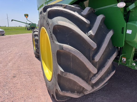 2021 John Deere S790 Combine