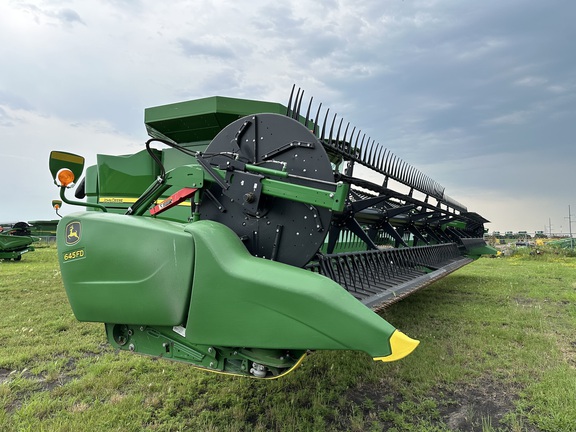 2018 John Deere 645FD Header Combine