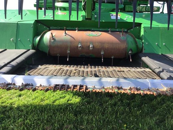 2018 John Deere 645FD Header Combine
