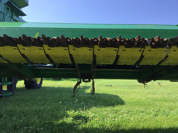 2018 John Deere 645FD Header Combine