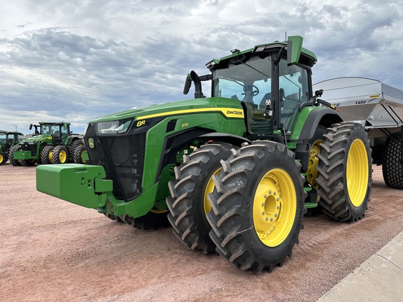 2023 John Deere 8R 370 Tractor