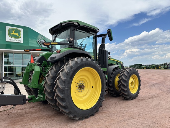 2023 John Deere 8R 370 Tractor