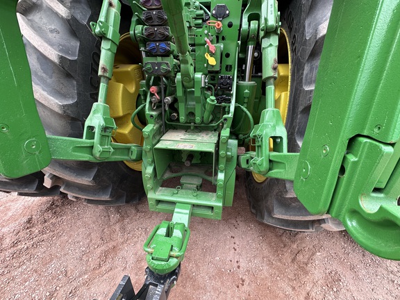 2023 John Deere 8R 370 Tractor