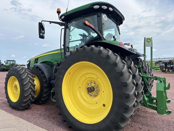 2019 John Deere 8370R Tractor